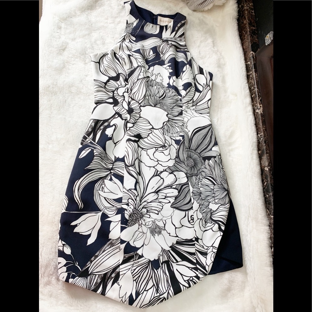 Keepsake the Label Body-Con Dress Asymmetrical Hem - Picture 3 of 6